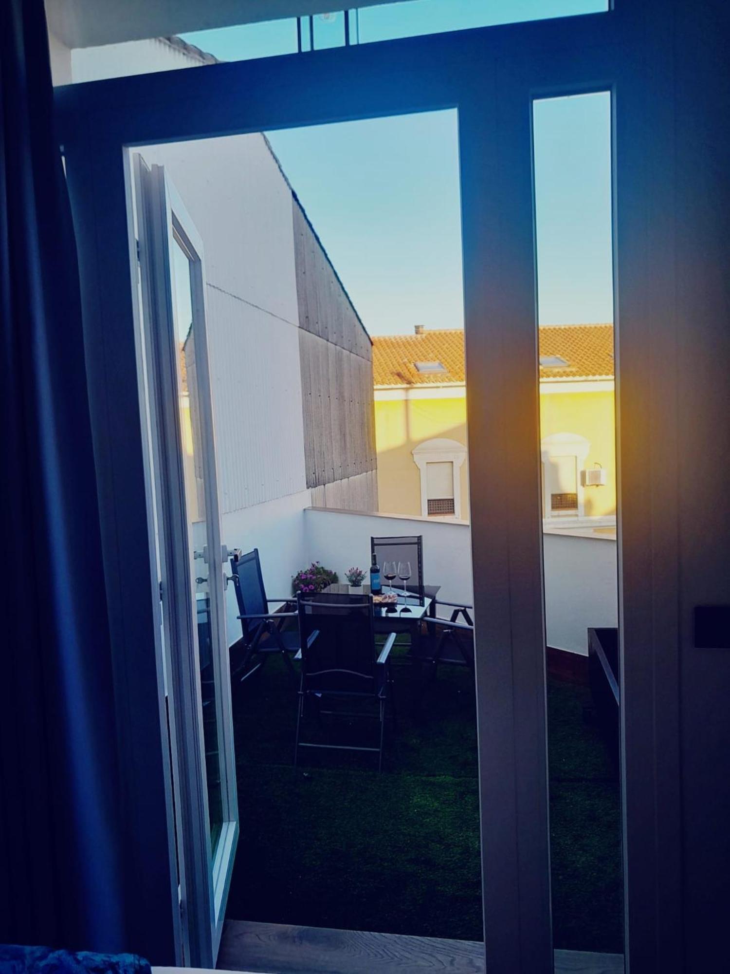 Macarena Suites Caceres Exterior photo